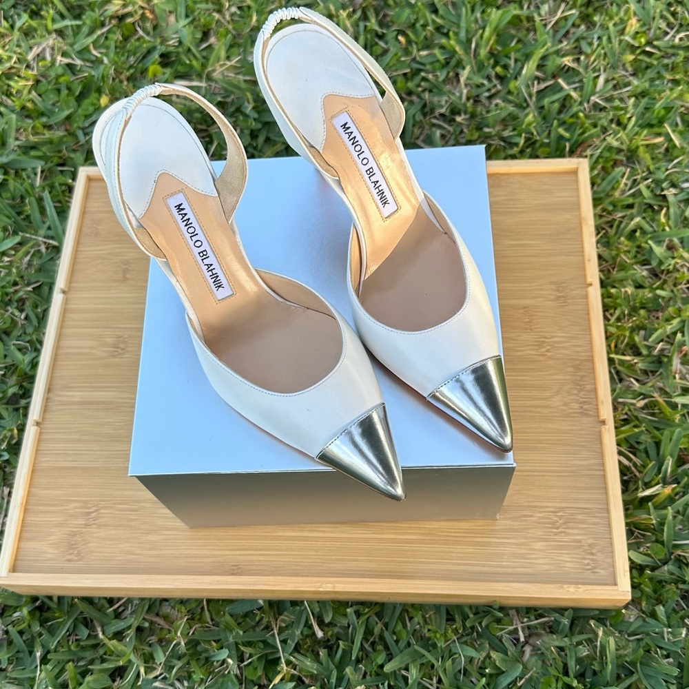 Manolo Blahnik Carolyne Leather Heel